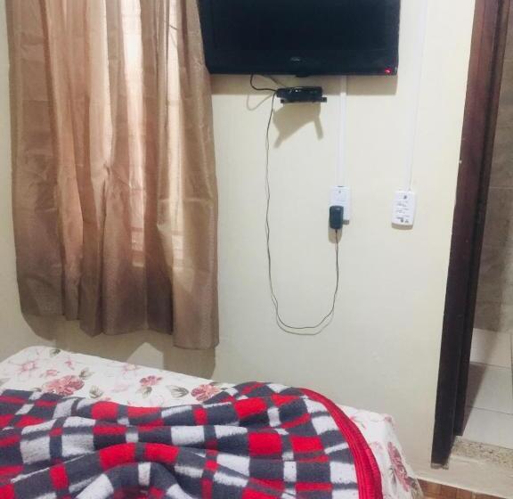 ペンション Pousada Familia Aparecida