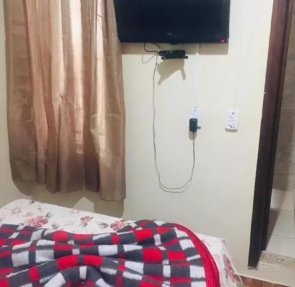 پانسیون Pousada Familia Aparecida