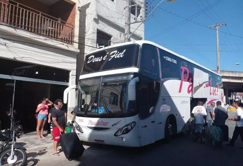 پانسیون Pousada Familia Aparecida