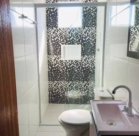 پانسیون Pousada Familia Aparecida