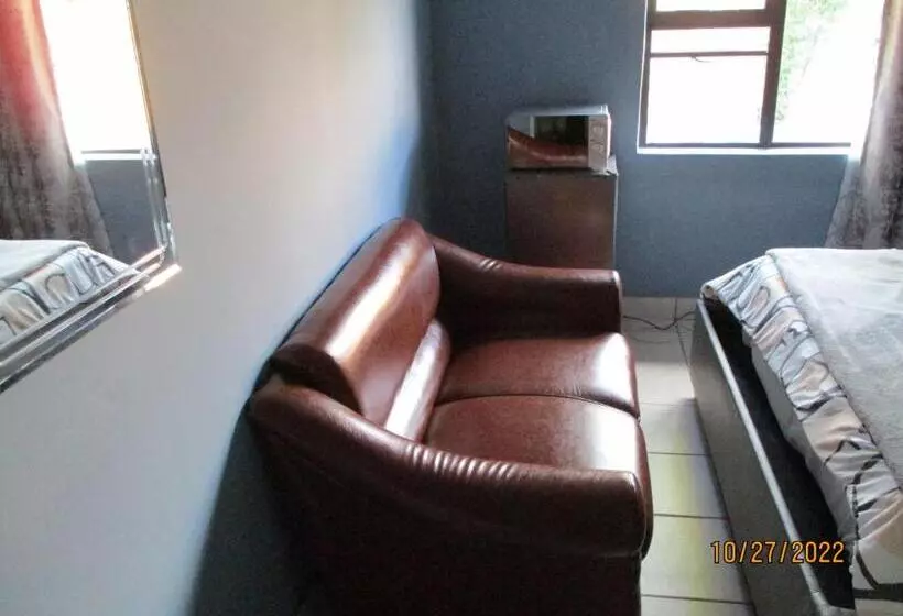 Majatalo Ps Good Time Guest House