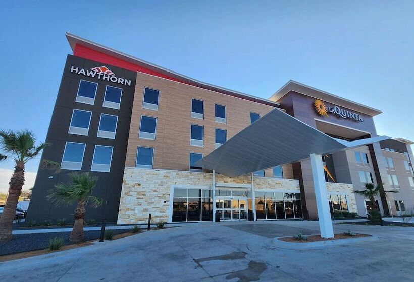בית מלון כפרי Hawthorn Extended Stay By Wyndham Del Rio