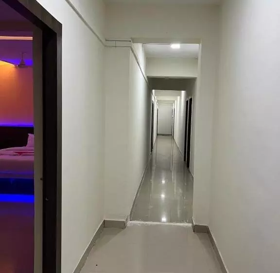 ホテル Sayba Inn Lodging