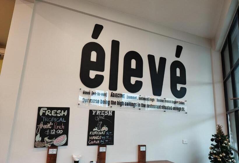 בית מלון כפרי Toorak Central