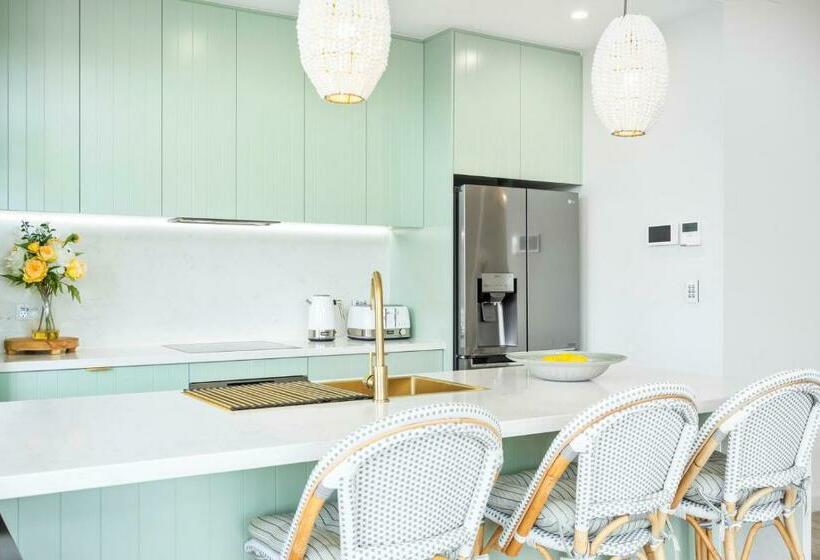 Marque Penthouse Gclr