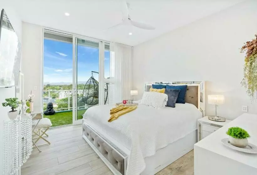 Marque Penthouse Gclr