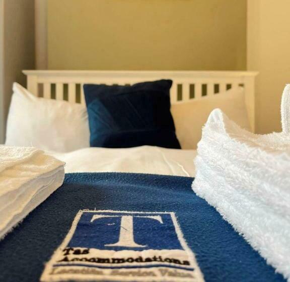 Pansiyon Cambridge Studios And Suites By Tas Accommodations