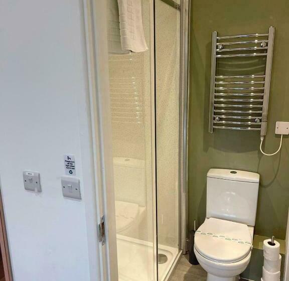 Pansiyon Cambridge Studios And Suites By Tas Accommodations