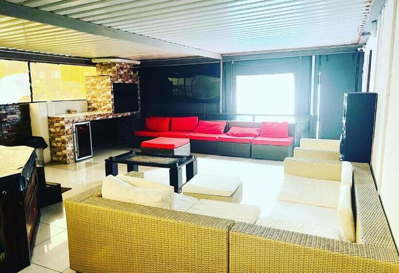 بنسيون Cozy Corner Guesthouse