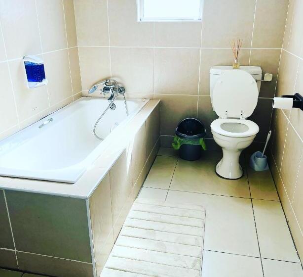 بنسيون Cozy Corner Guesthouse