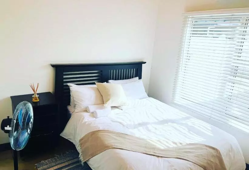 ペンション Cozy Corner Guesthouse