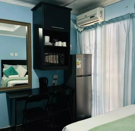 پانسیون Duvha Guesthouse