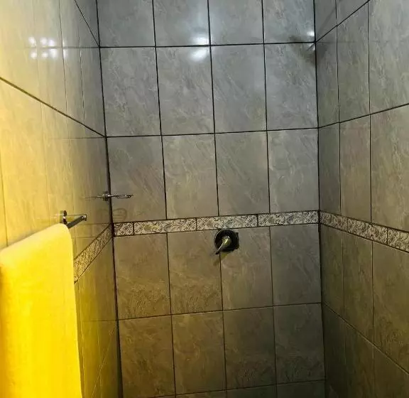 پانسیون Duvha Guesthouse