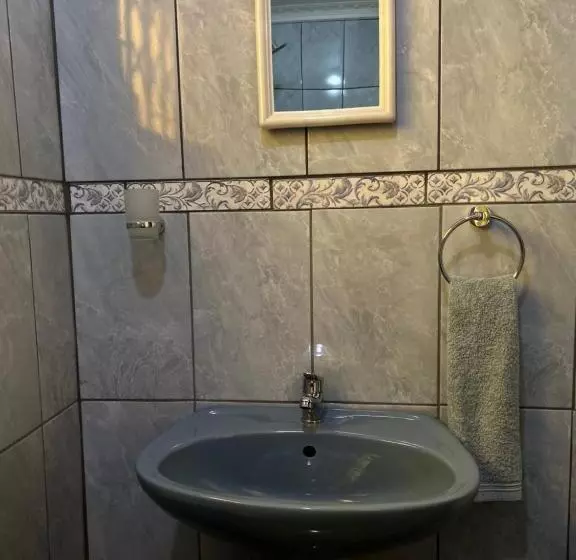 پانسیون Duvha Guesthouse