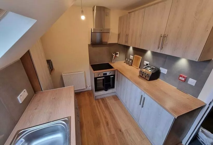 Majatalo Jacobite House