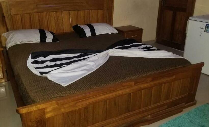 تختخواب و صبحانه Oasi Residencial