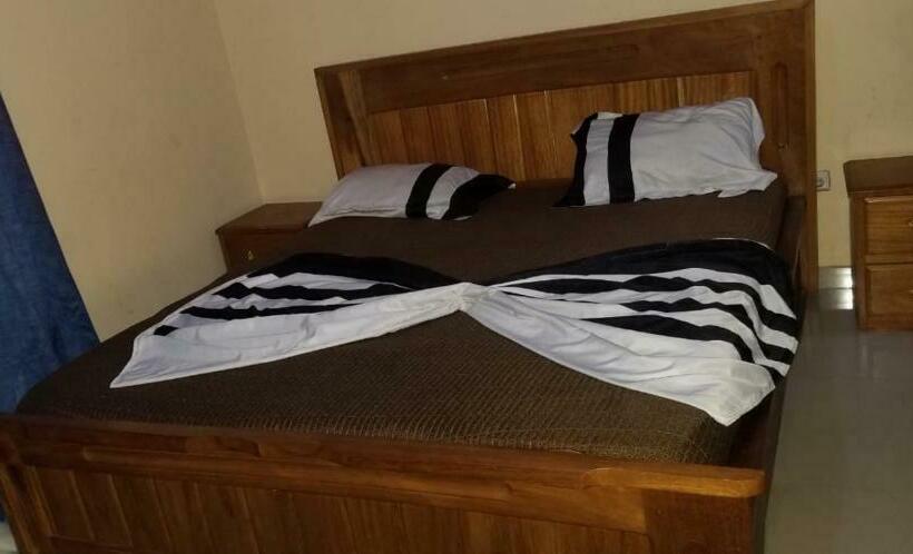 تختخواب و صبحانه Oasi Residencial