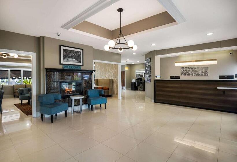 فندق Mainstay Suites Savannah Midtown