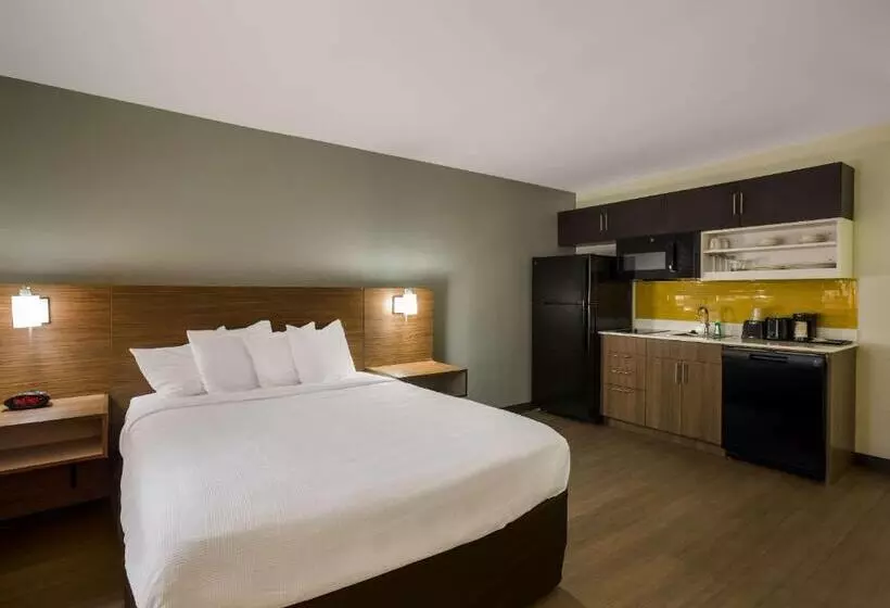 ホテル Mainstay Suites Savannah Midtown