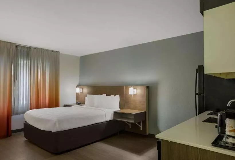 ホテル Mainstay Suites Savannah Midtown