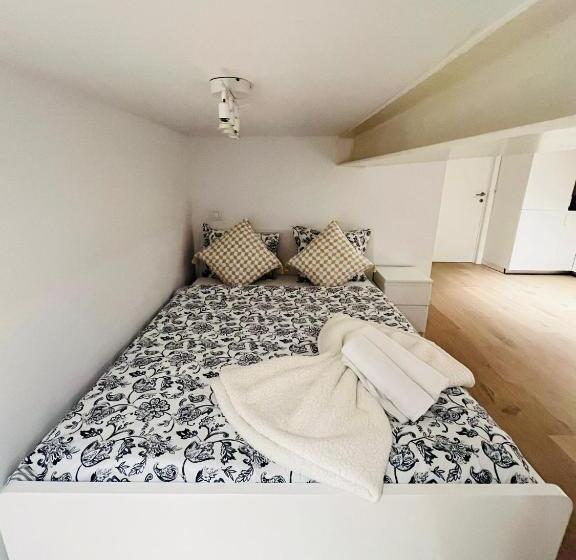 Oneluxstay Near Fashion District