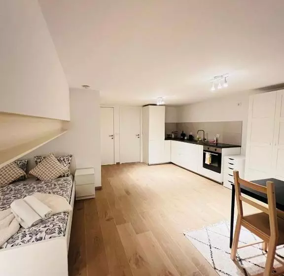 Oneluxstay Near Fashion District