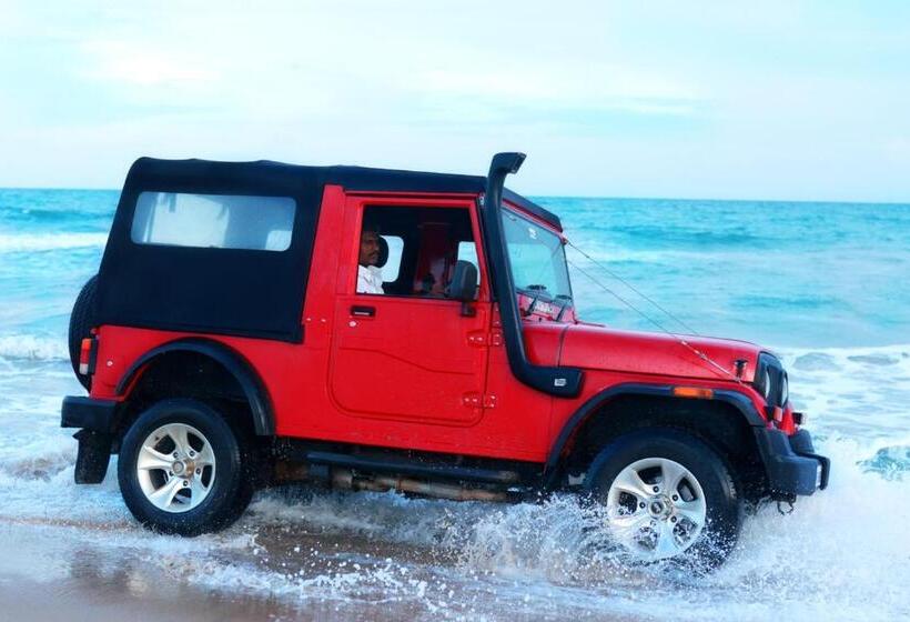 Wooden Ecr Sea Resort