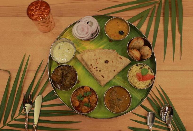 Wooden Ecr Sea Resort