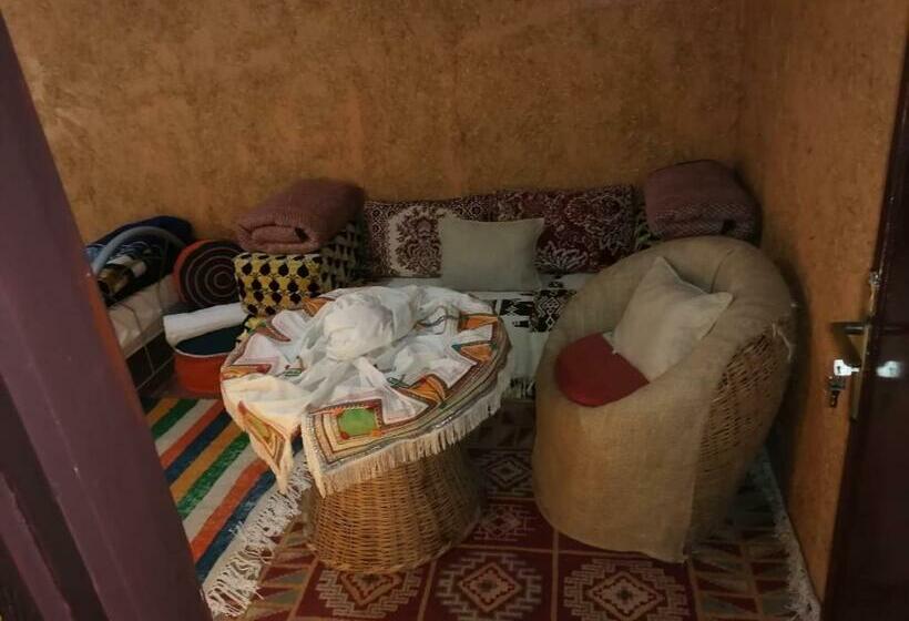 هاستل Riad Asrrir