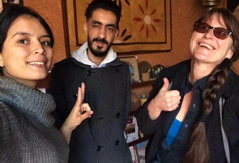 هاستل Riad Asrrir