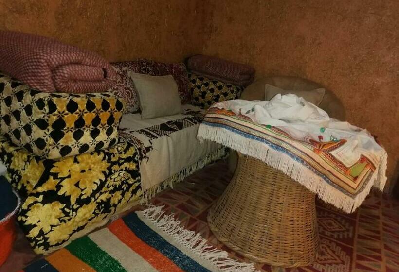 هاستل Riad Asrrir