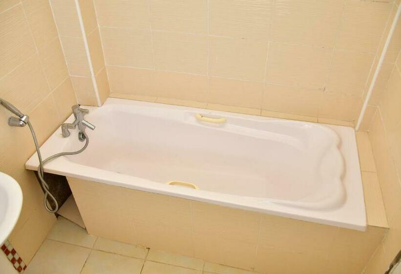 Bed and Breakfast Staycation By Bobo