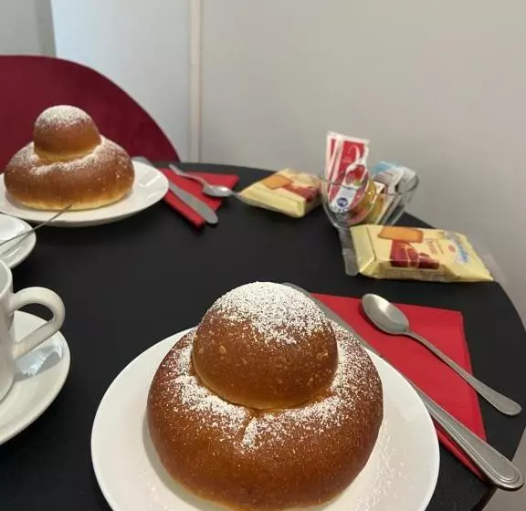 Gualtieri B&b   Luxurys