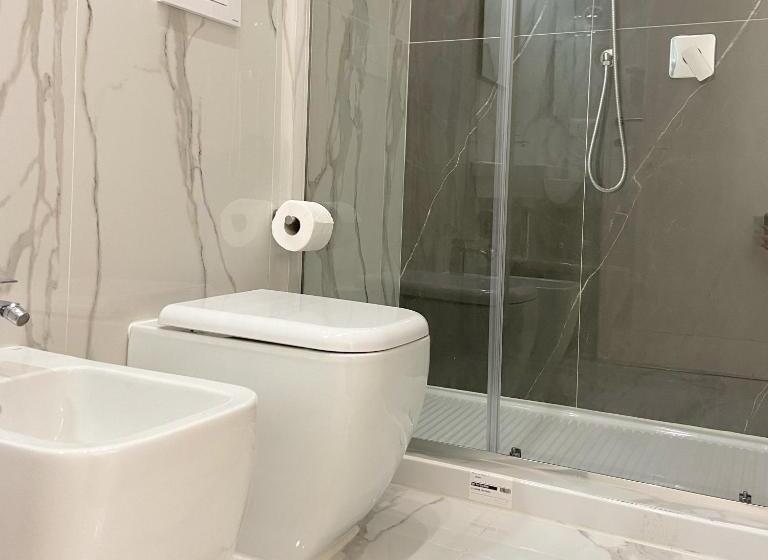 Gualtieri B&b   Luxurys