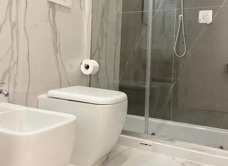 Gualtieri B&b   Luxurys