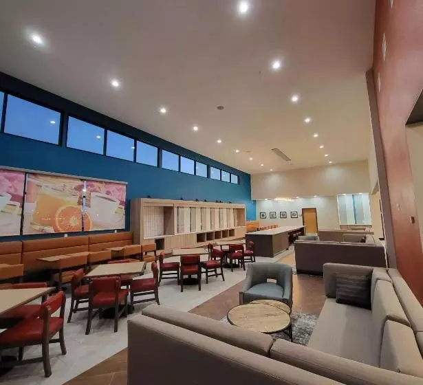 Hotelli Best Western Plus Executive Residency Carlsbad