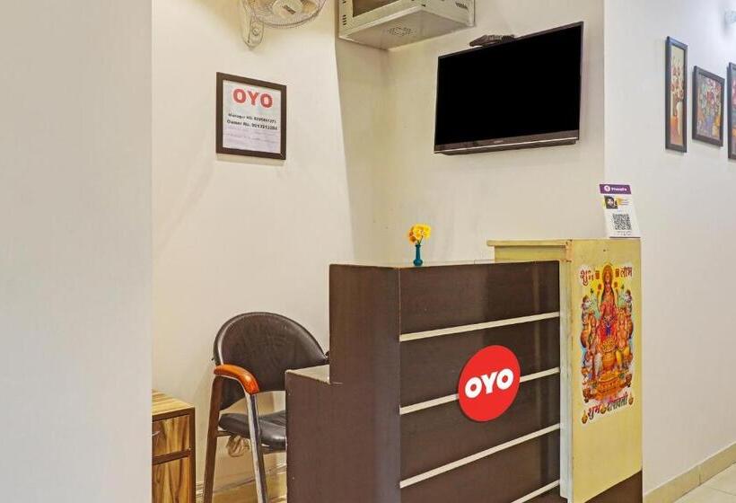 ホテル Oyo Flagship 70269  S P Residency