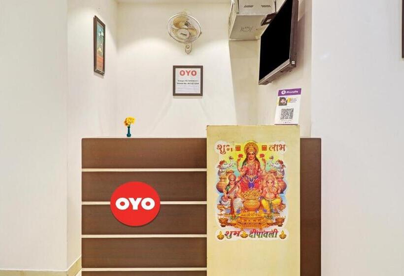 ホテル Oyo Flagship 70269  S P Residency