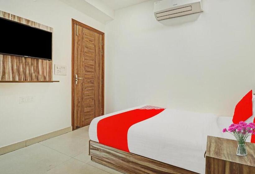 ホテル Oyo Flagship 70269  S P Residency