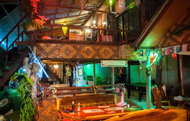 The Lazy Bar And Guesthouse