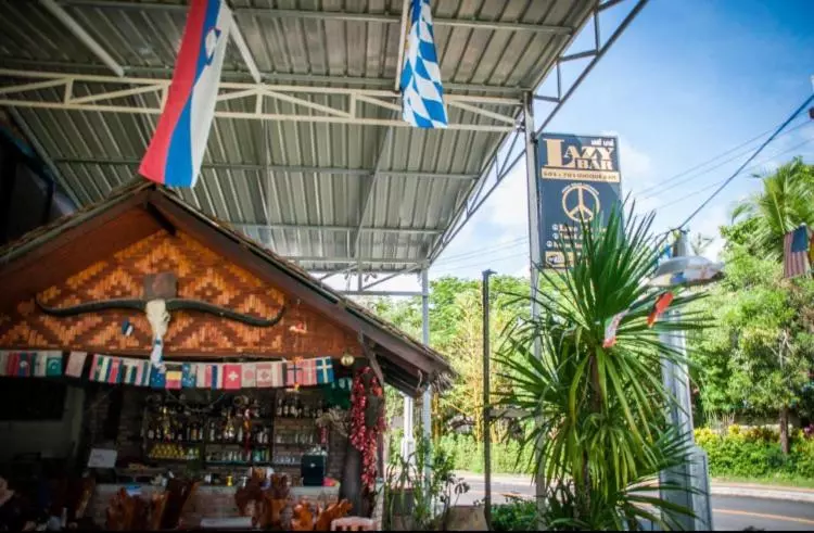 The Lazy Bar And Guesthouse