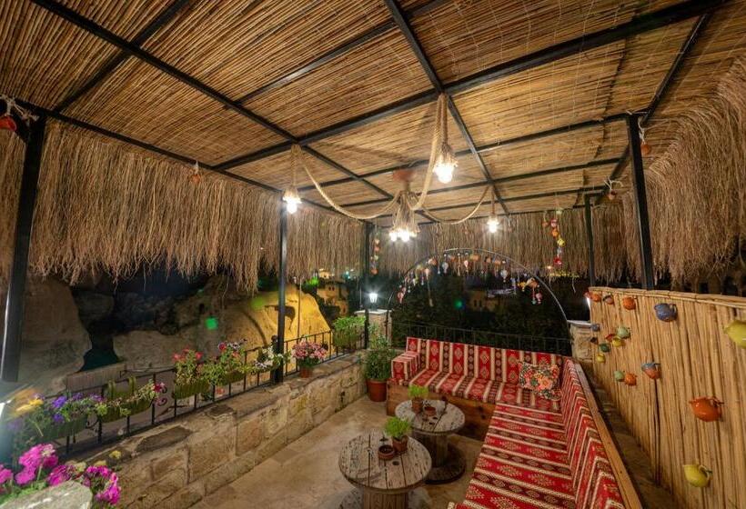 Bed and Breakfast Shiraz Cave Cappadocia