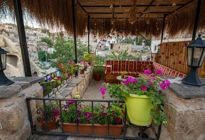 Bed and Breakfast Shiraz Cave Cappadocia