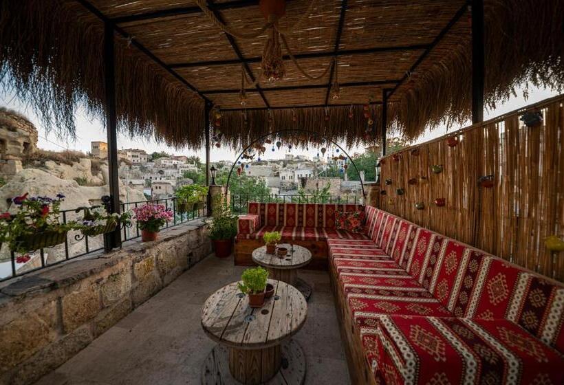 Bed and Breakfast Shiraz Cave Cappadocia