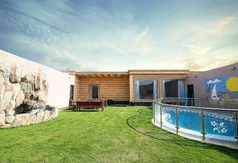 Alremal Resort
