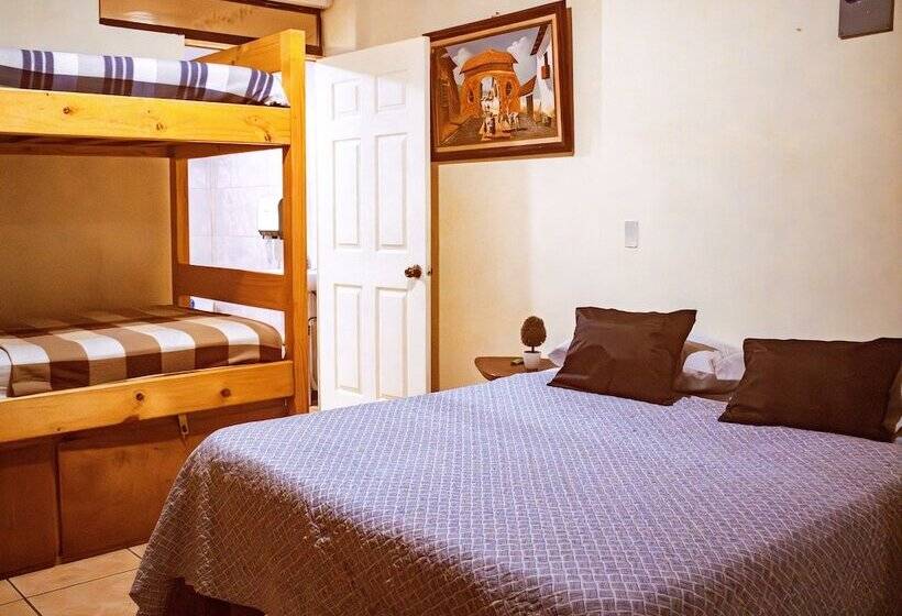 بنسيون Eco Hotel Puerto Urbano