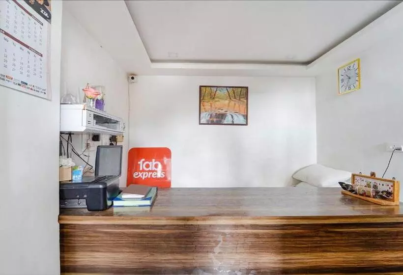 Super Hotel O Vijaynagar Road Formerly Anmol Peace Stay