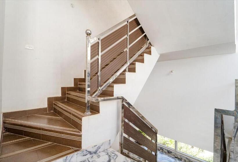 Super Hotel O Vijaynagar Road Formerly Anmol Peace Stay