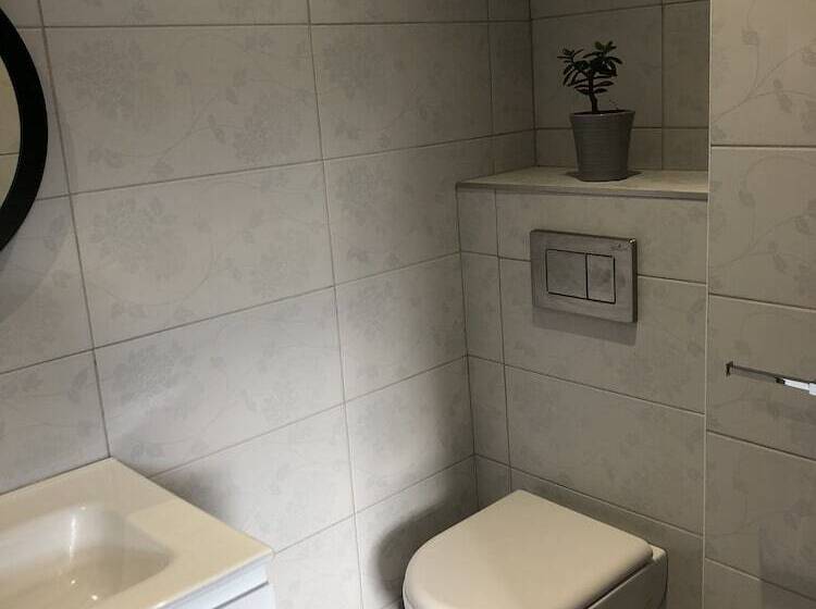 بنسيون Warlands Farm Guest House