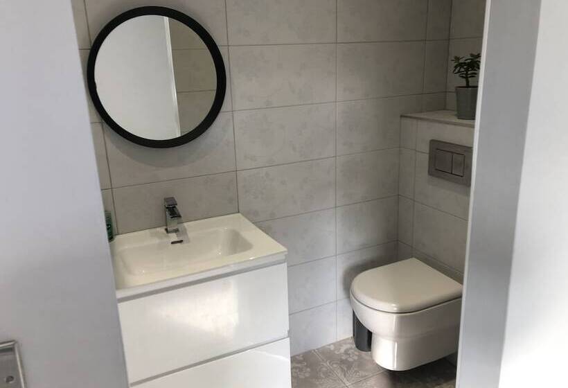 بنسيون Warlands Farm Guest House